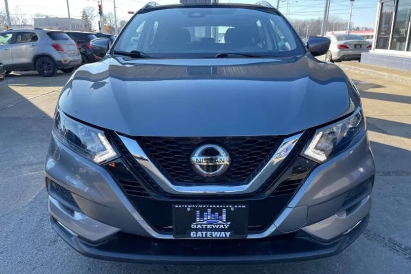 2020 Nissan Rogue Sport SV photo 1