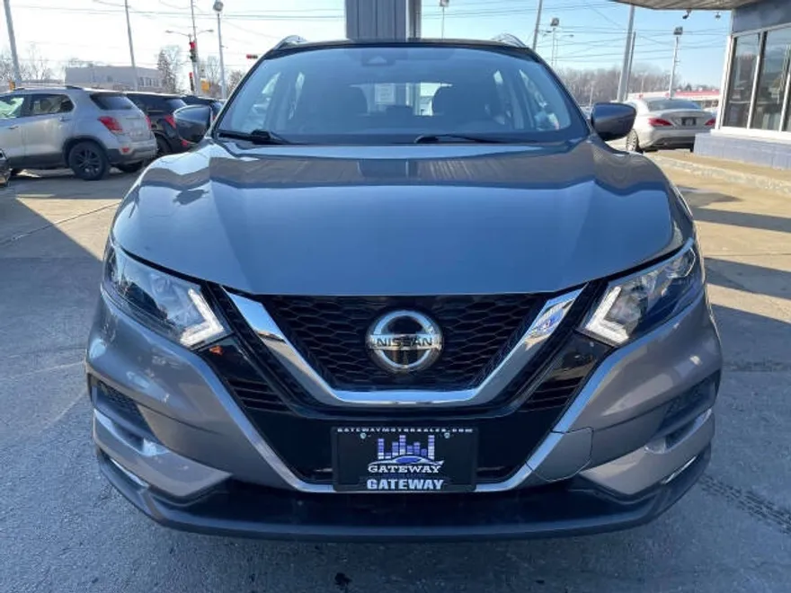 2020 Nissan Rogue Sport SV photo 1