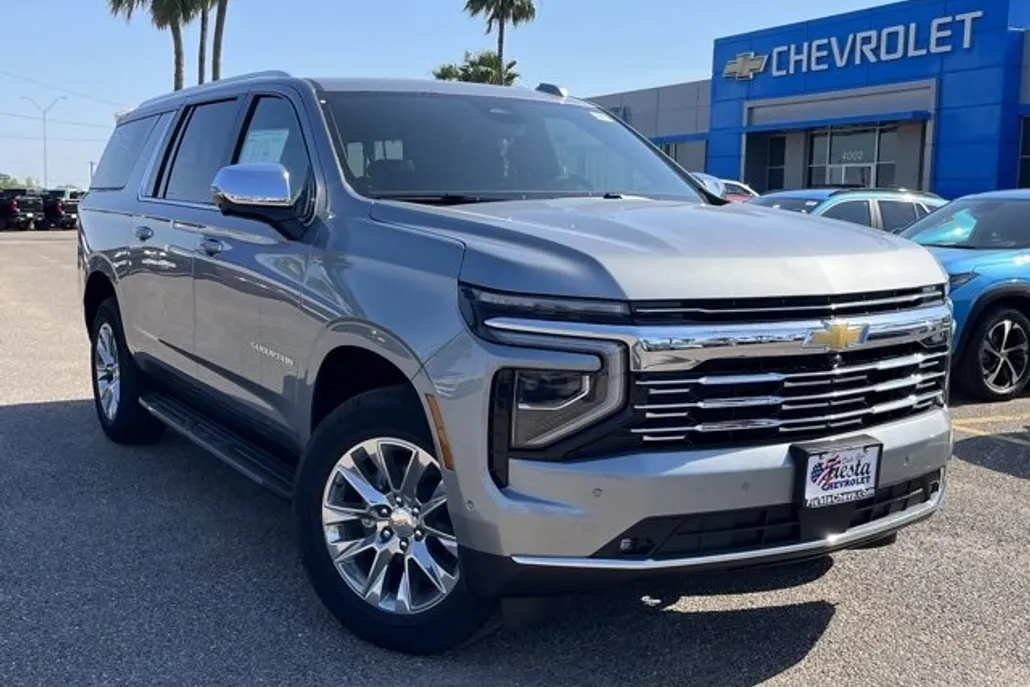 2025 Chevrolet Suburban Premier photo 1