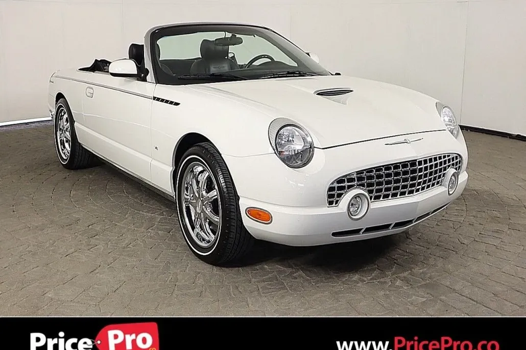2003 Ford Thunderbird Deluxe photo 1