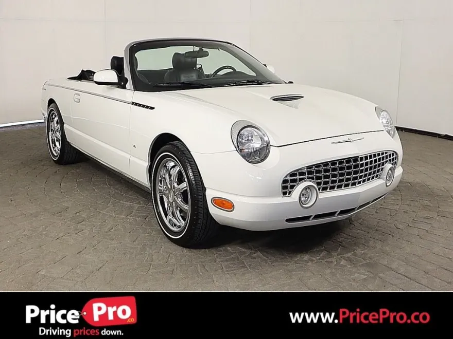 2003 Ford Thunderbird Deluxe photo 1