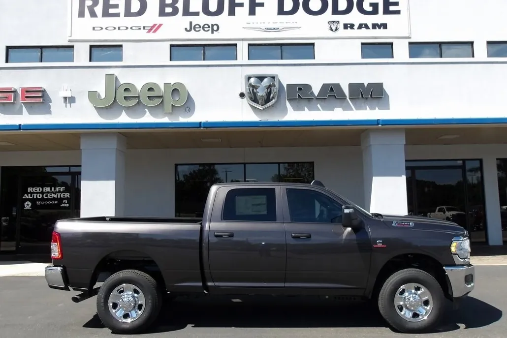 2024 Ram 2500 Tradesman photo 1