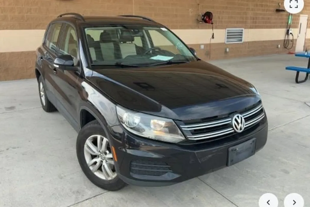 2017 Volkswagen Tiguan S Limited photo 1