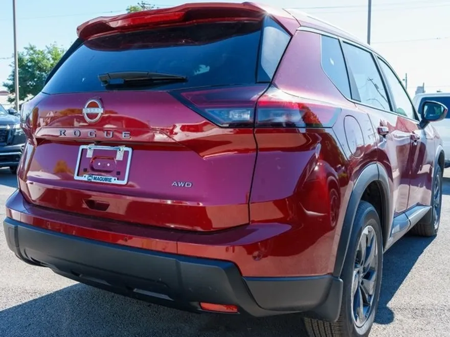 2026 Nissan Rogue SV photo 1