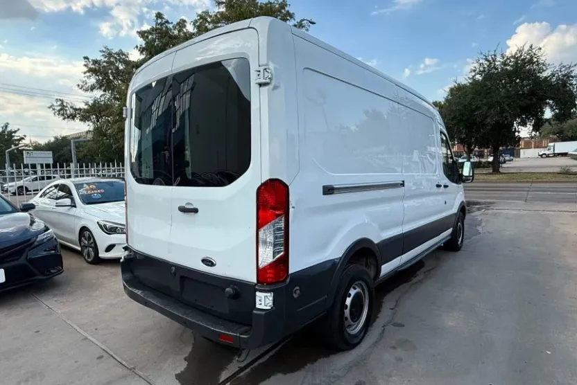 2017 Ford Transit Van photo 1