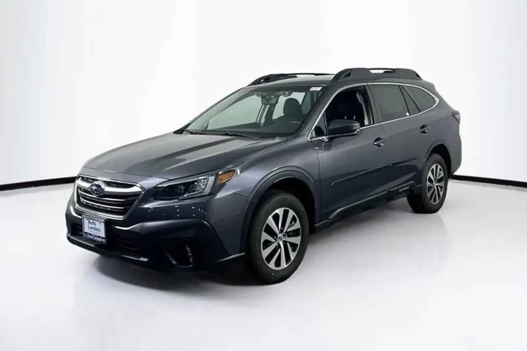 2022 Subaru Outback Premium photo 1