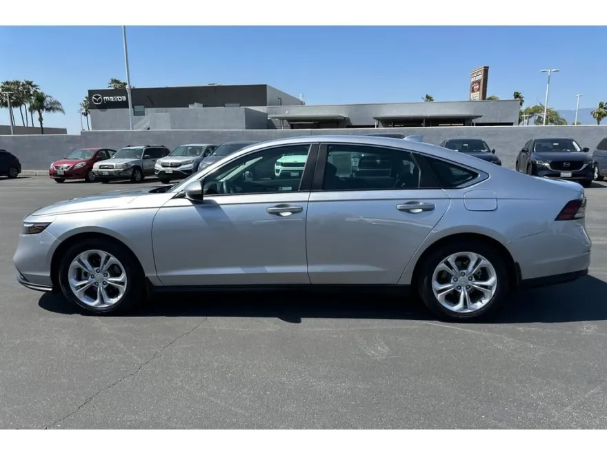 2024 Honda Accord 1.5T LX photo 1