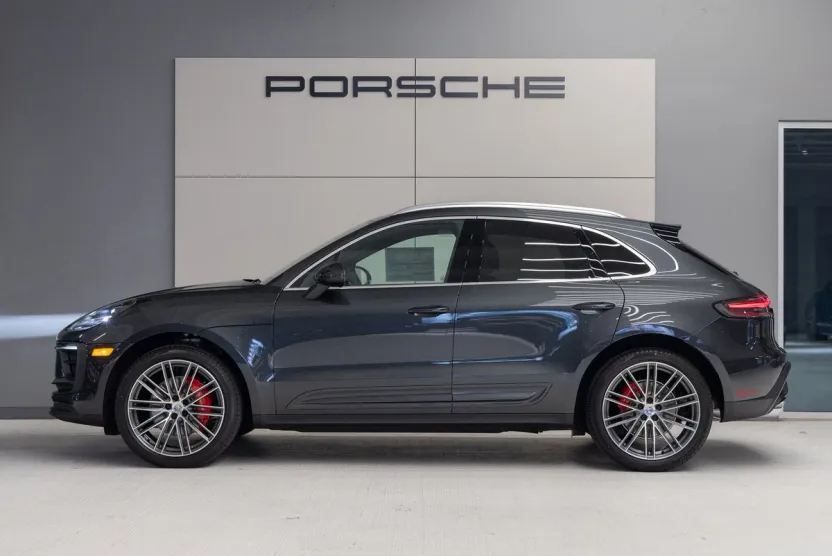 2025 Porsche Macan S photo 1