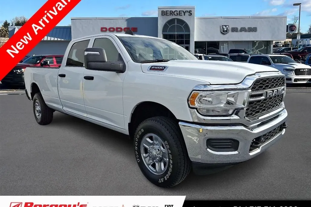 2023 Ram 2500 Tradesman photo 1