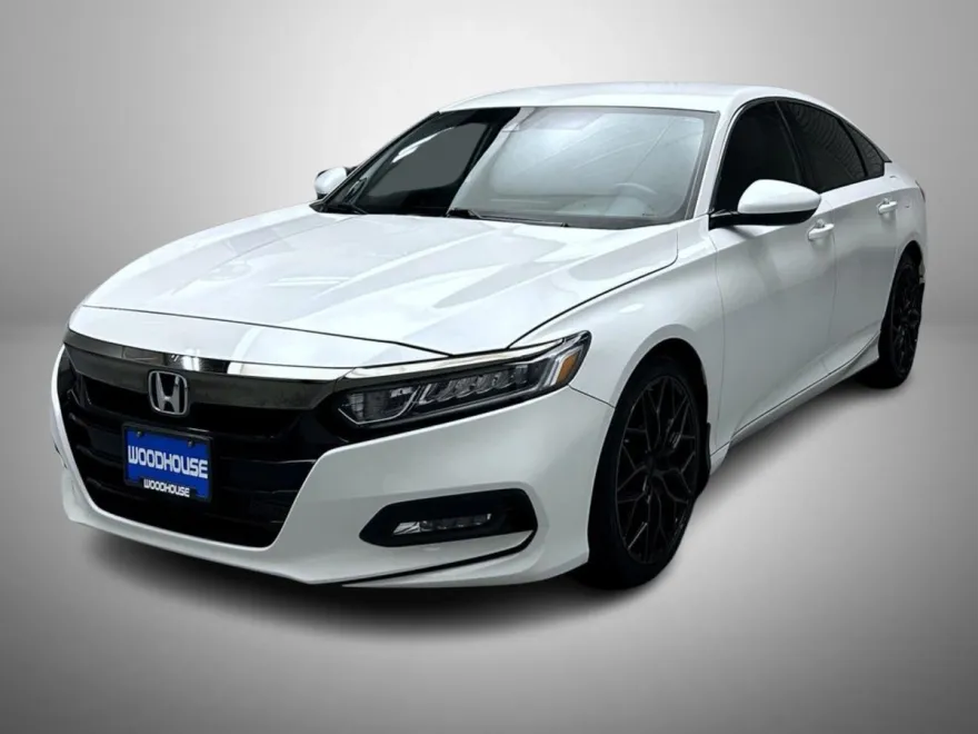 2018 Honda Accord Sport photo 1