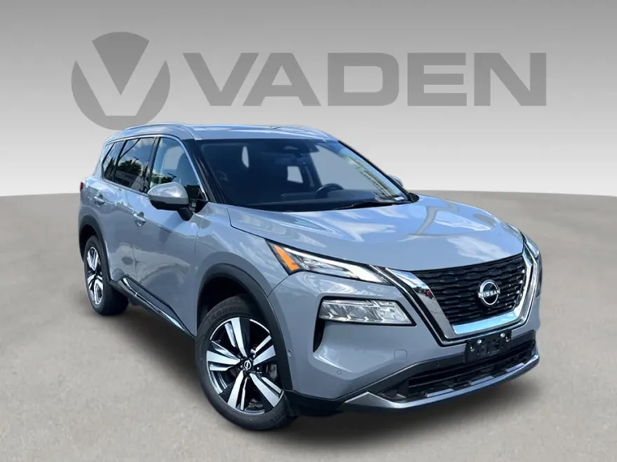 2023 Nissan Rogue SL photo 1