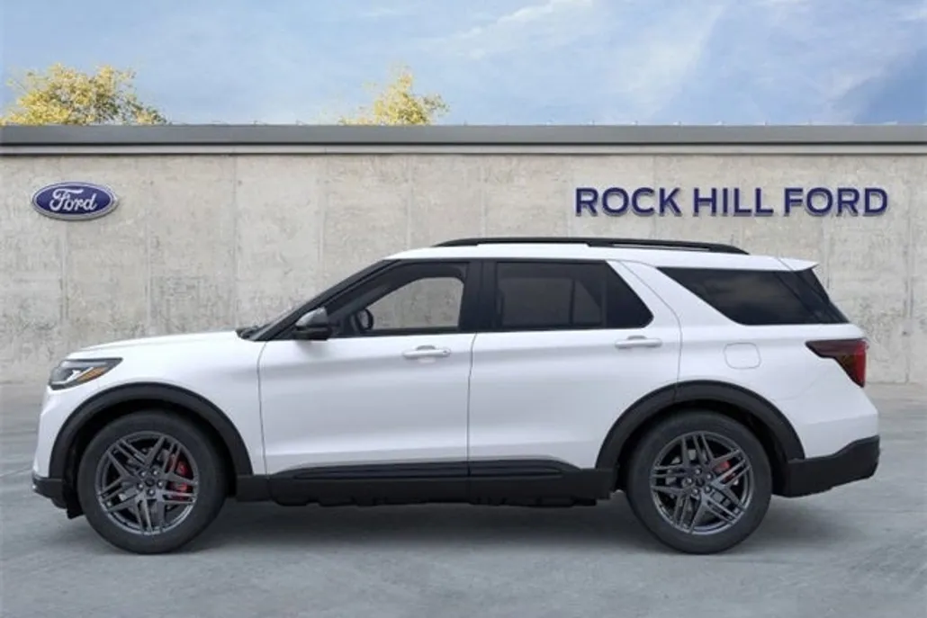 2025 Ford Explorer ST photo 1