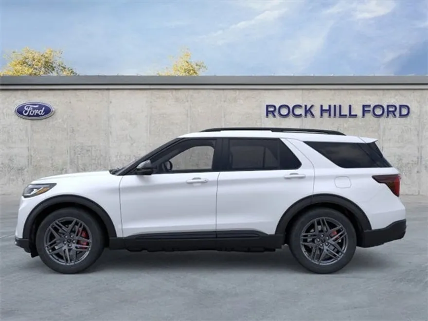 2025 Ford Explorer ST photo 1