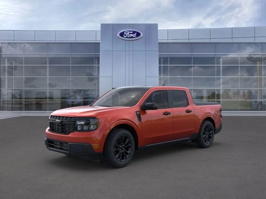 2024 Ford Maverick XLT photo 1