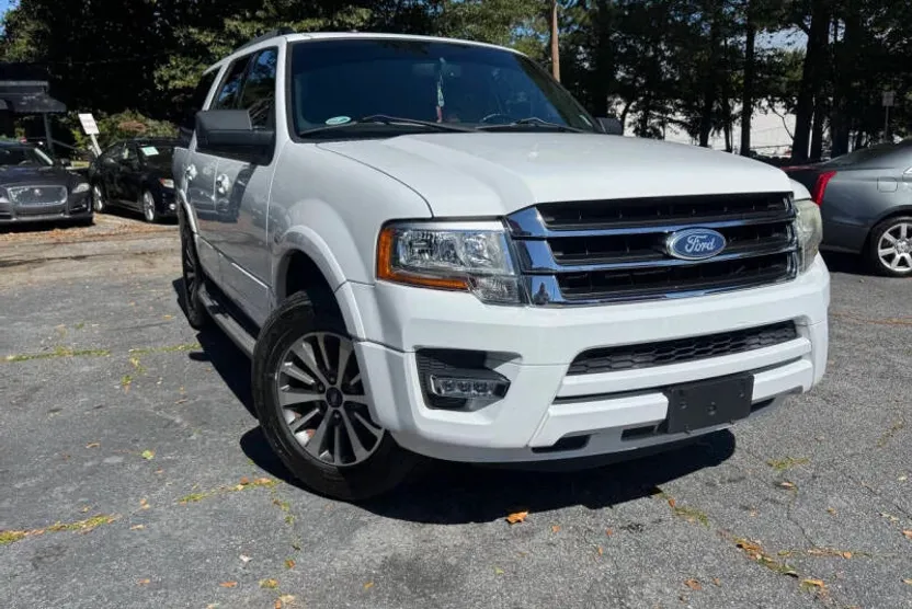 2016 Ford Expedition XLT King Ranch photo 1