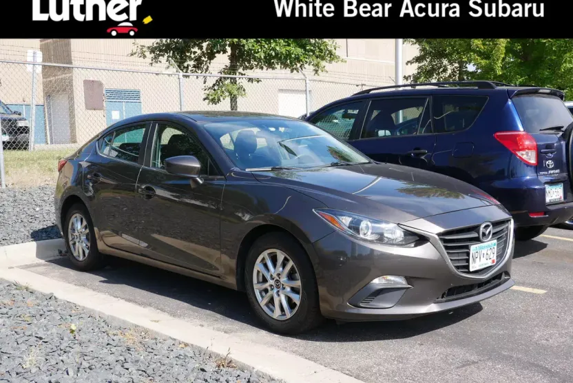2016 Mazda Mazda3 Sport photo 1