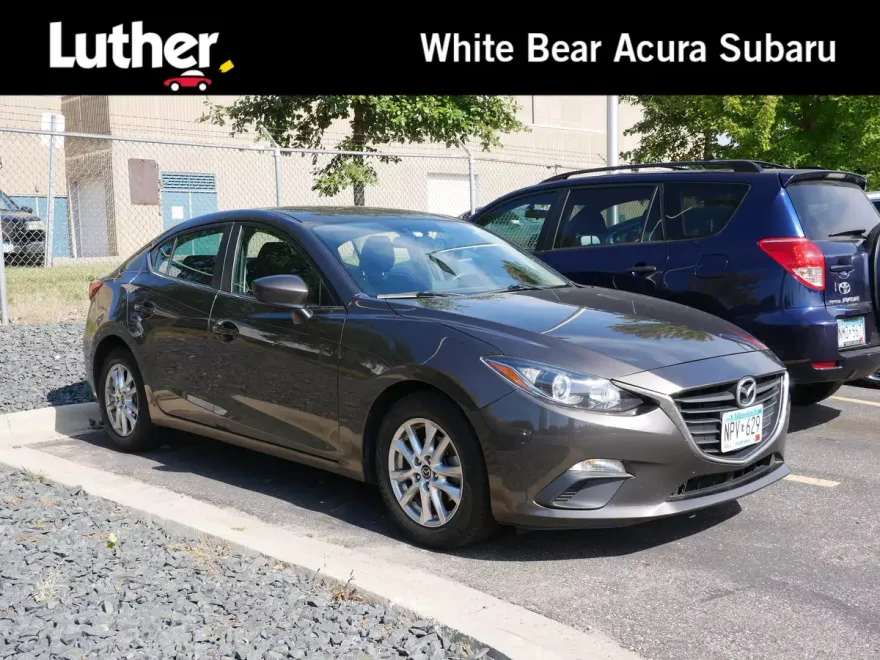2016 Mazda Mazda3 Sport photo 1