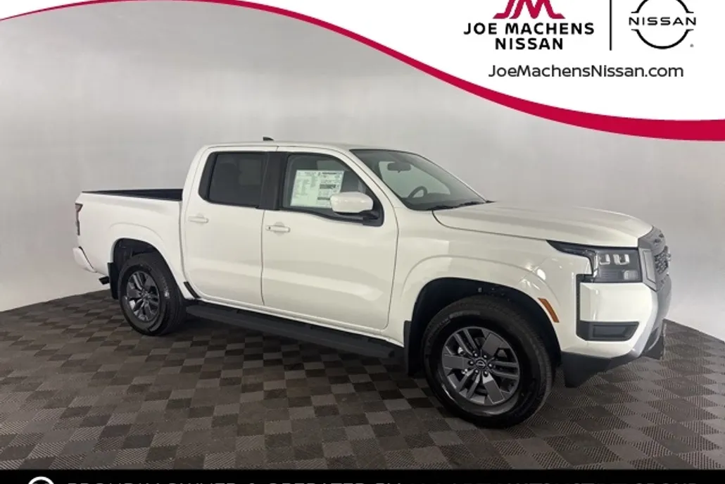 2026 Nissan Frontier Crew Cab SV photo 1