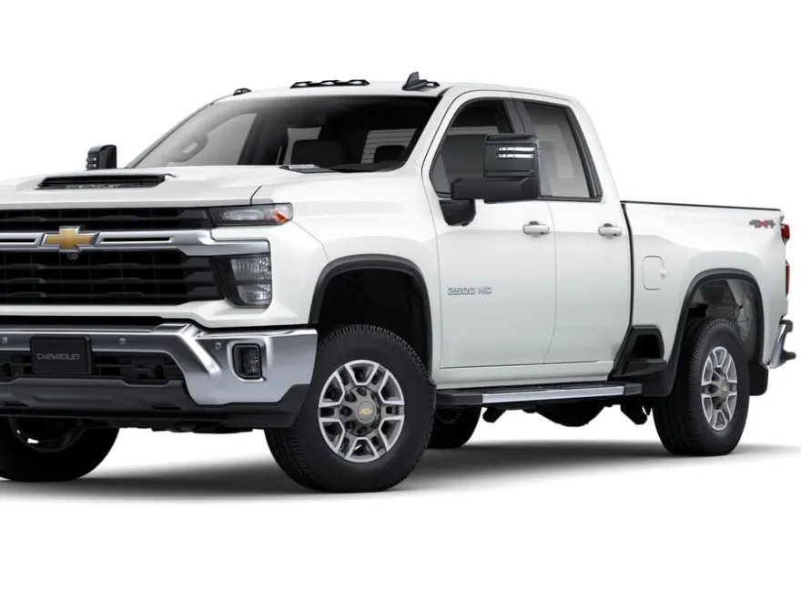 2025 Chevrolet Silverado 2500HD LT photo 1