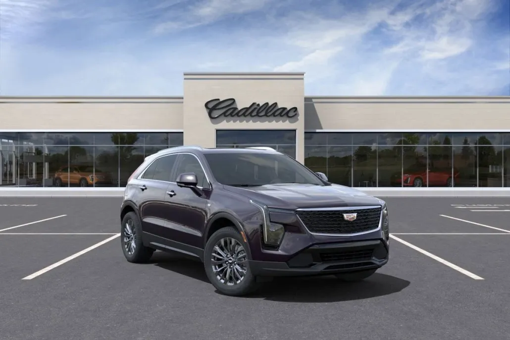 2025 Cadillac XT4 Premium Luxury photo 1