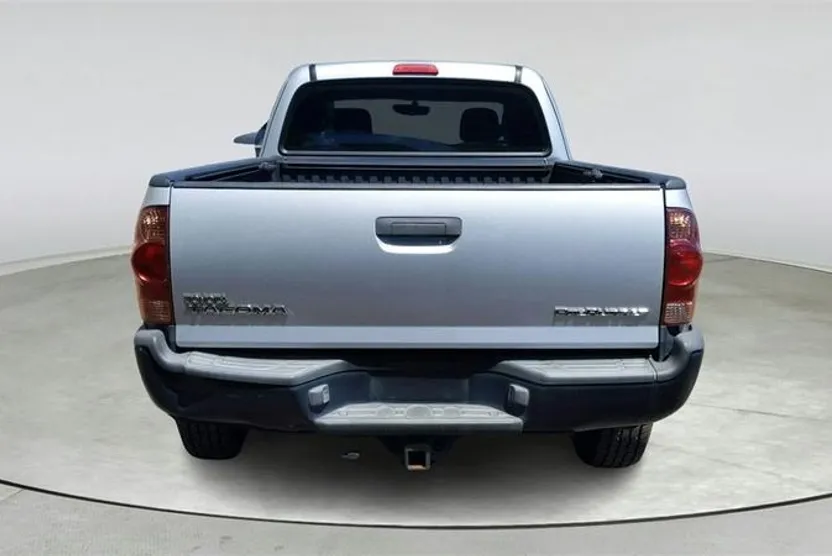 2005 Toyota Tacoma PreRunner photo 1