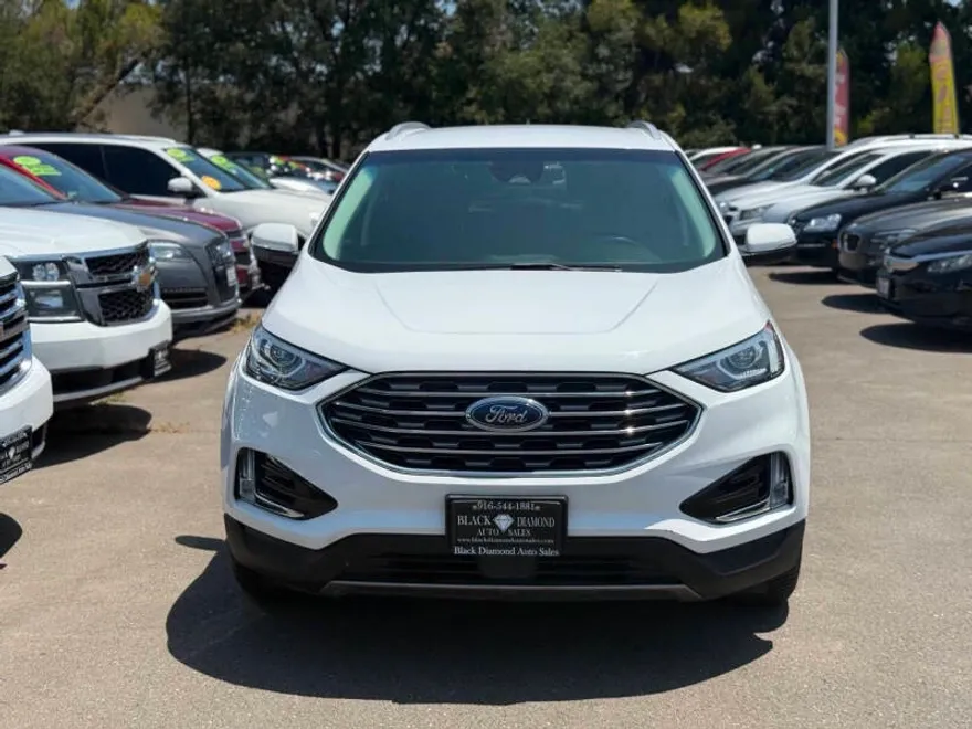 2020 Ford Edge SEL photo 1