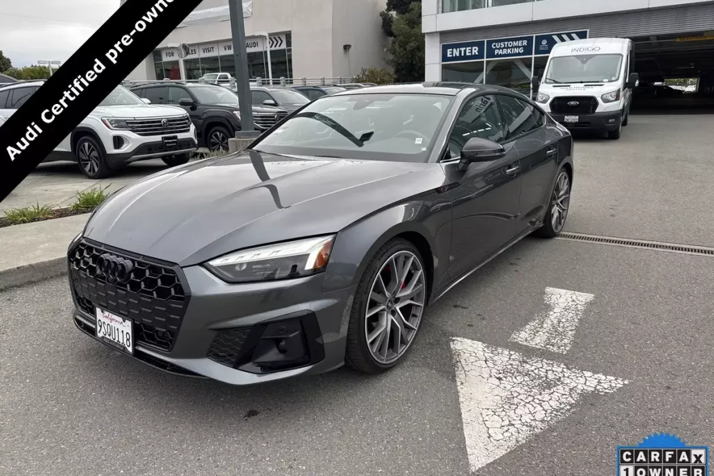 2025 Audi A5 45 S line Premium Plus Quattro photo 1