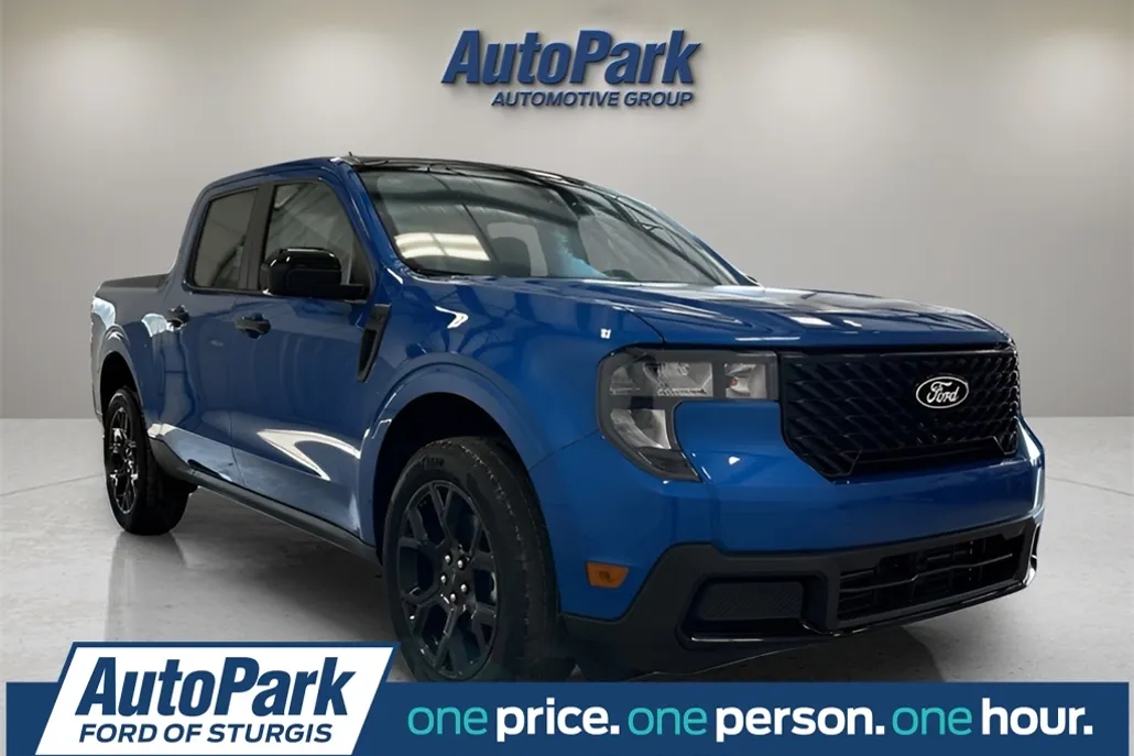 2025 Ford Maverick XLT photo 1