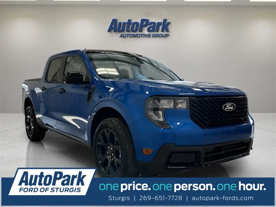 2025 Ford Maverick XLT photo 1