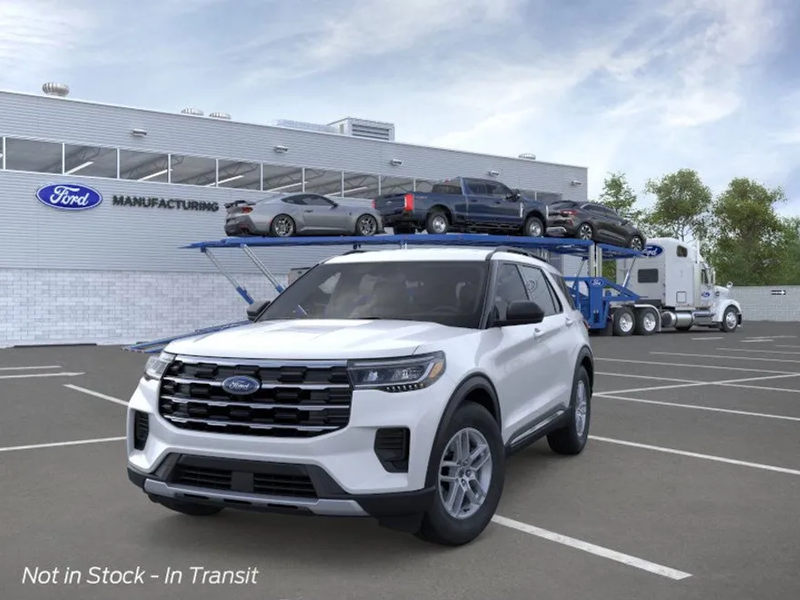 2025 Ford Explorer photo 1