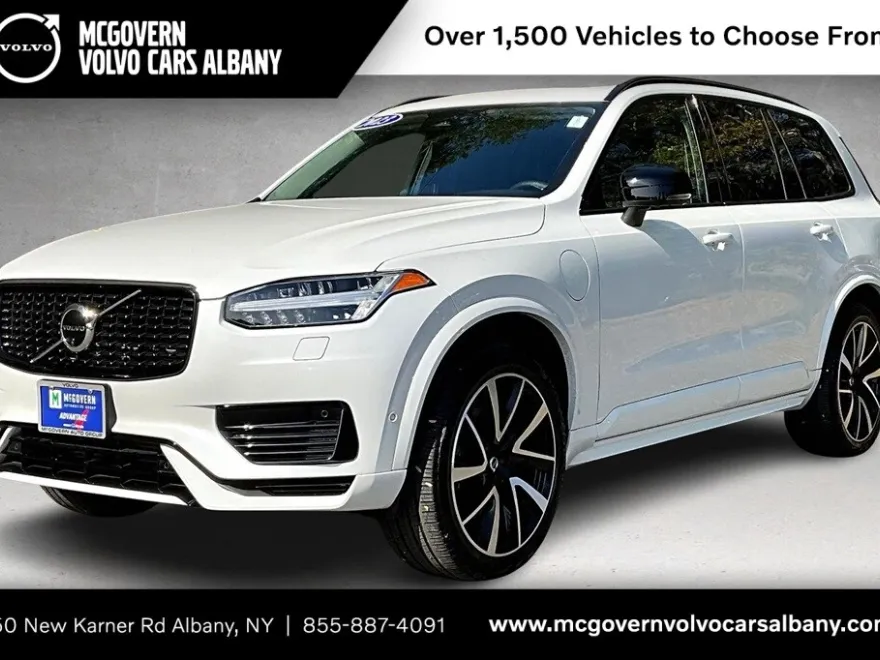2023 Volvo XC90 Recharge T8 Plus photo 1