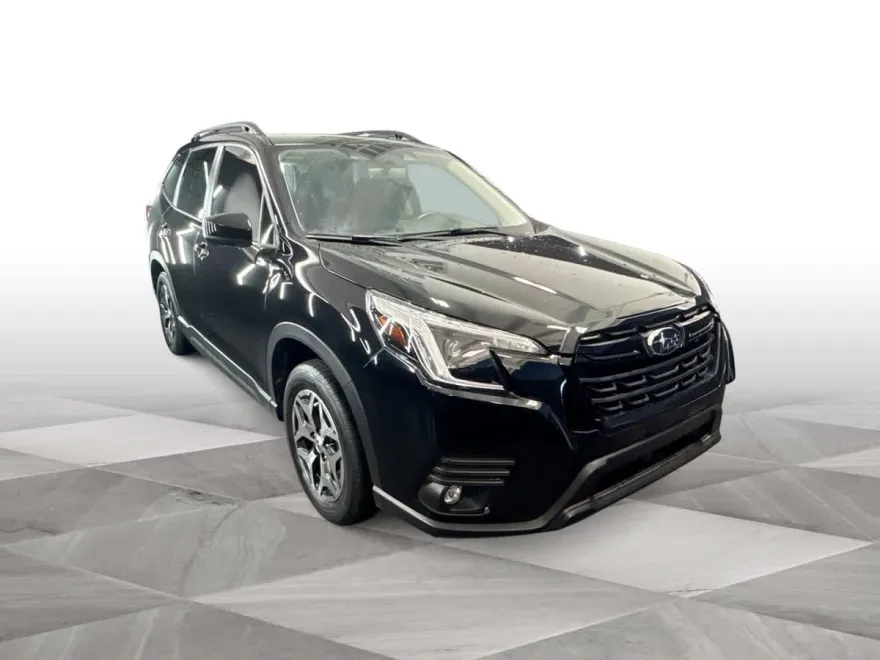 2024 Subaru Forester Premium photo 1