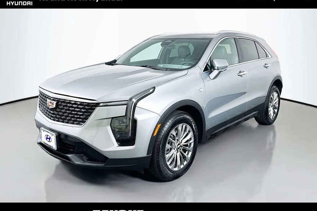 2024 Cadillac XT4 Premium Luxury photo 1