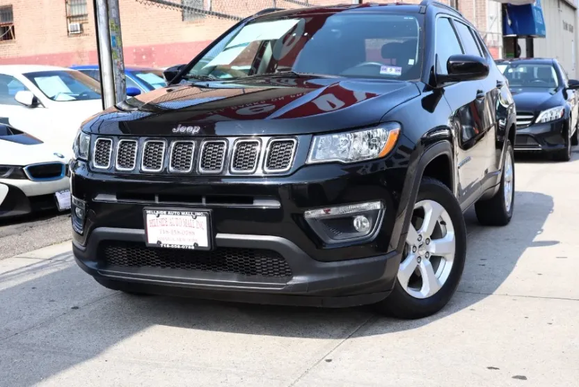 2018 Jeep Compass Latitude photo 1