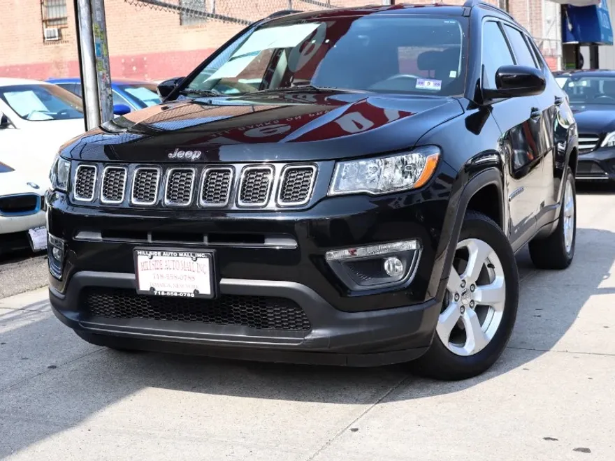2018 Jeep Compass Latitude photo 1