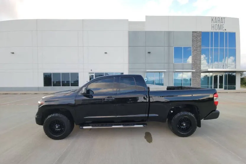 2014 Toyota Tundra SR5 Double Cab photo 1