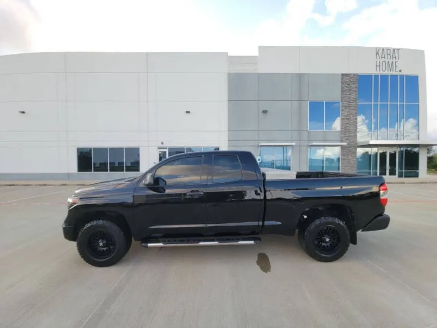 2014 Toyota Tundra SR5 Double Cab photo 1