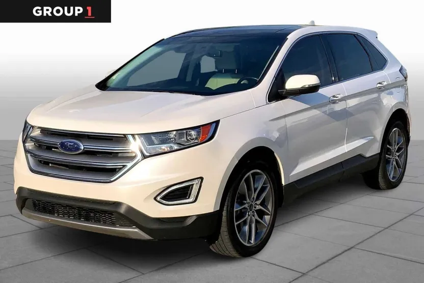 2016 Ford Edge Titanium photo 1