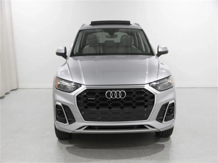 2022 Audi Q5 2.0T Premium S line photo 1