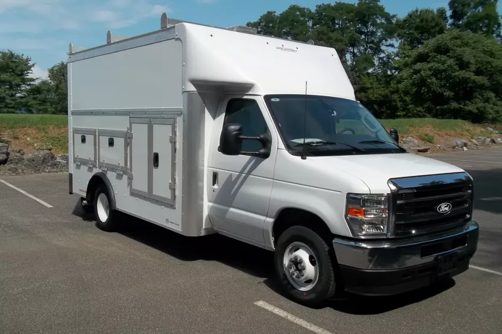 2026 Ford E-350 Base photo 1