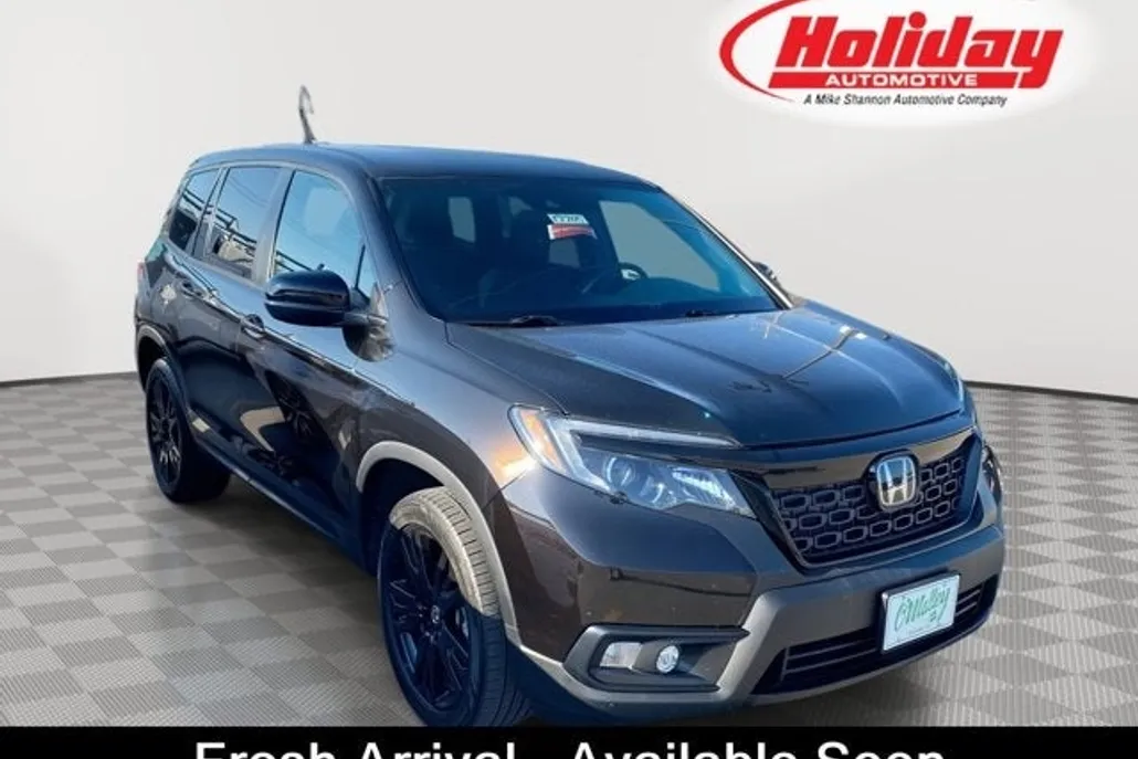 2021 Honda Passport Sport photo 1