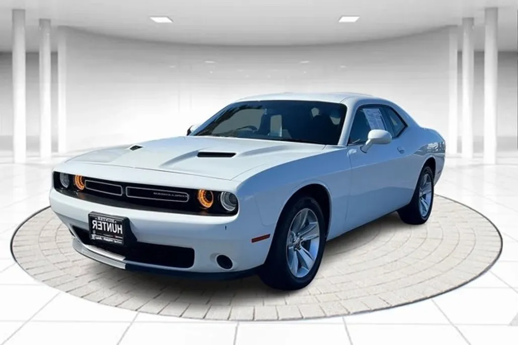 2023 Dodge Challenger Scat Pack Widebody photo 1