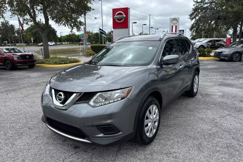 2016 Nissan Rogue S photo 1