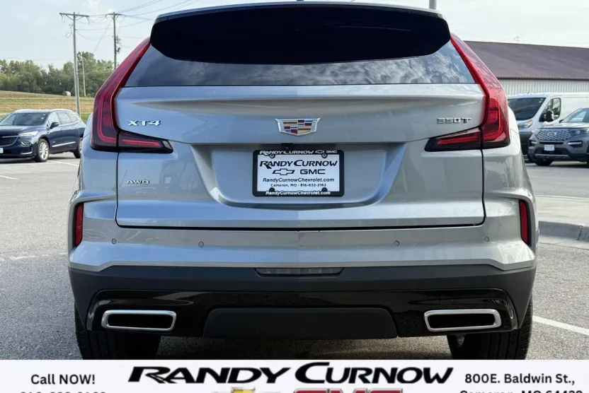2025 Cadillac XT4 Premium Luxury photo 1