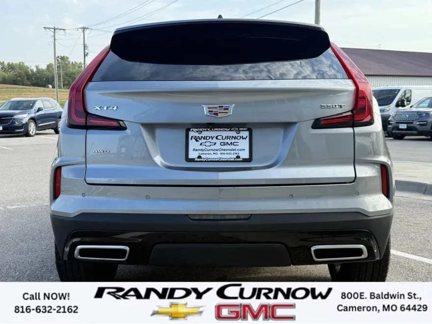2025 Cadillac XT4 Premium Luxury photo 1