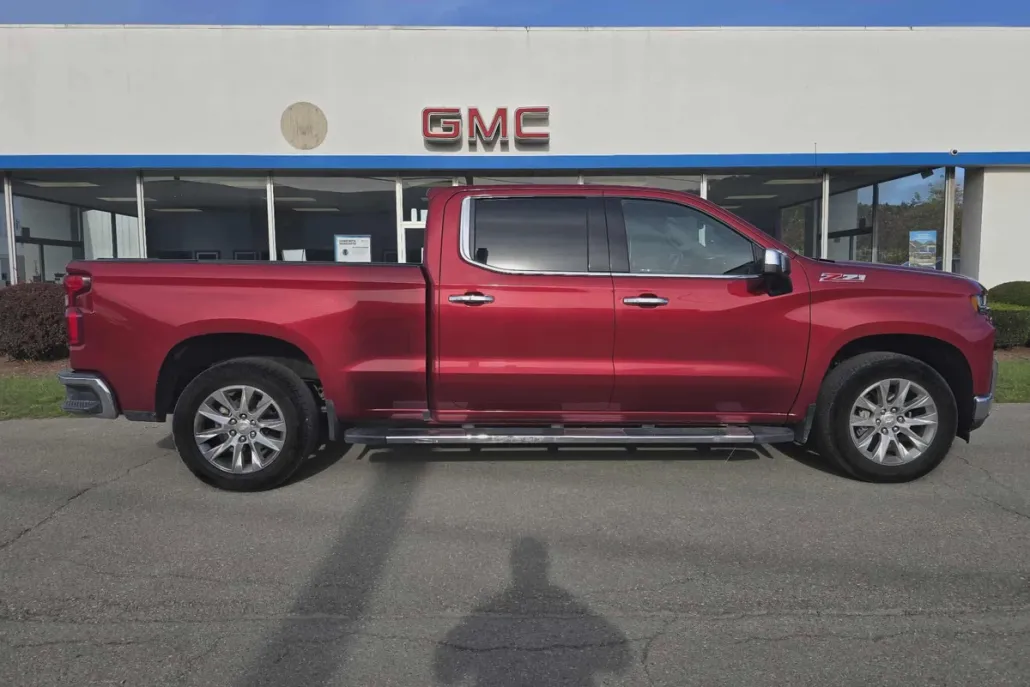 2019 Chevrolet Silverado 1500 LTZ photo 1