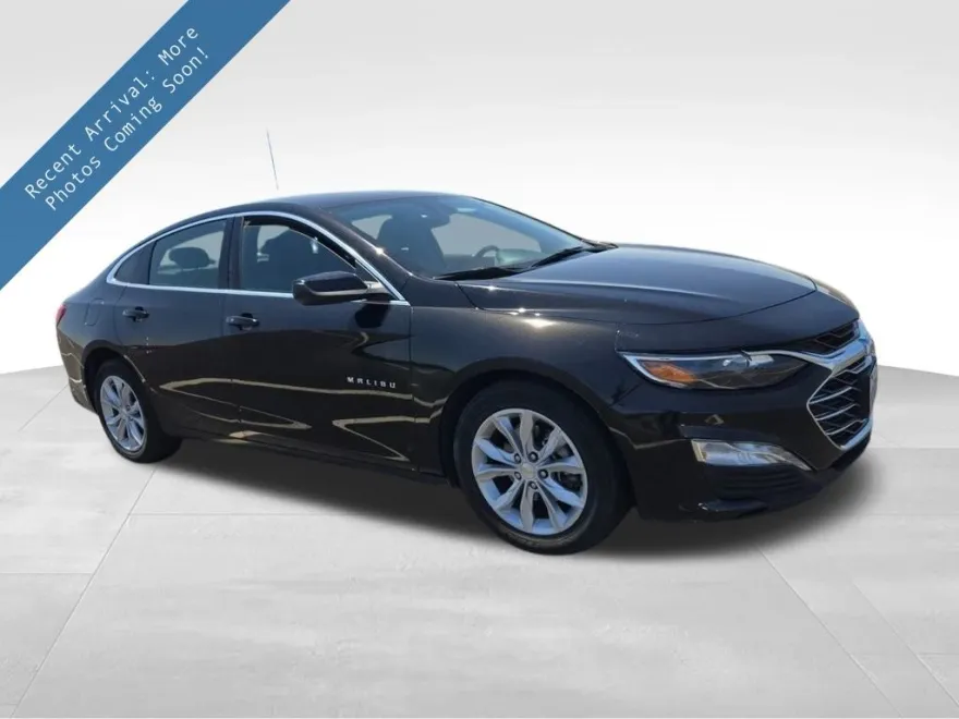 2024 Chevrolet Malibu 1LT photo 1