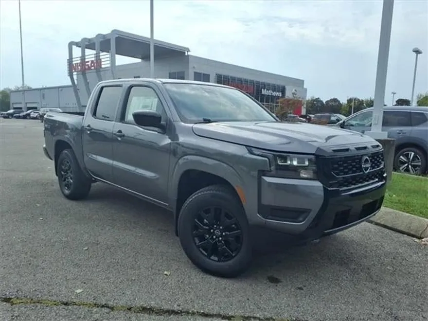 2026 Nissan Frontier Crew Cab SV photo 1