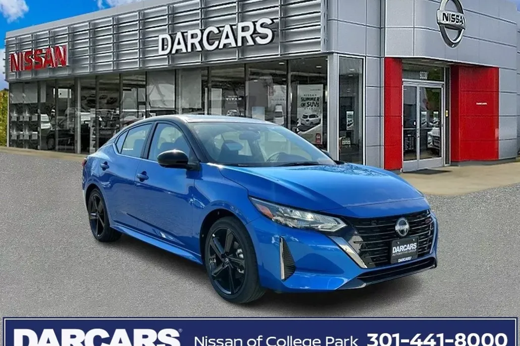 2025 Nissan Sentra SR photo 1