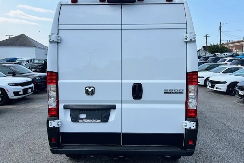 2024 Ram ProMaster 2500 photo 1